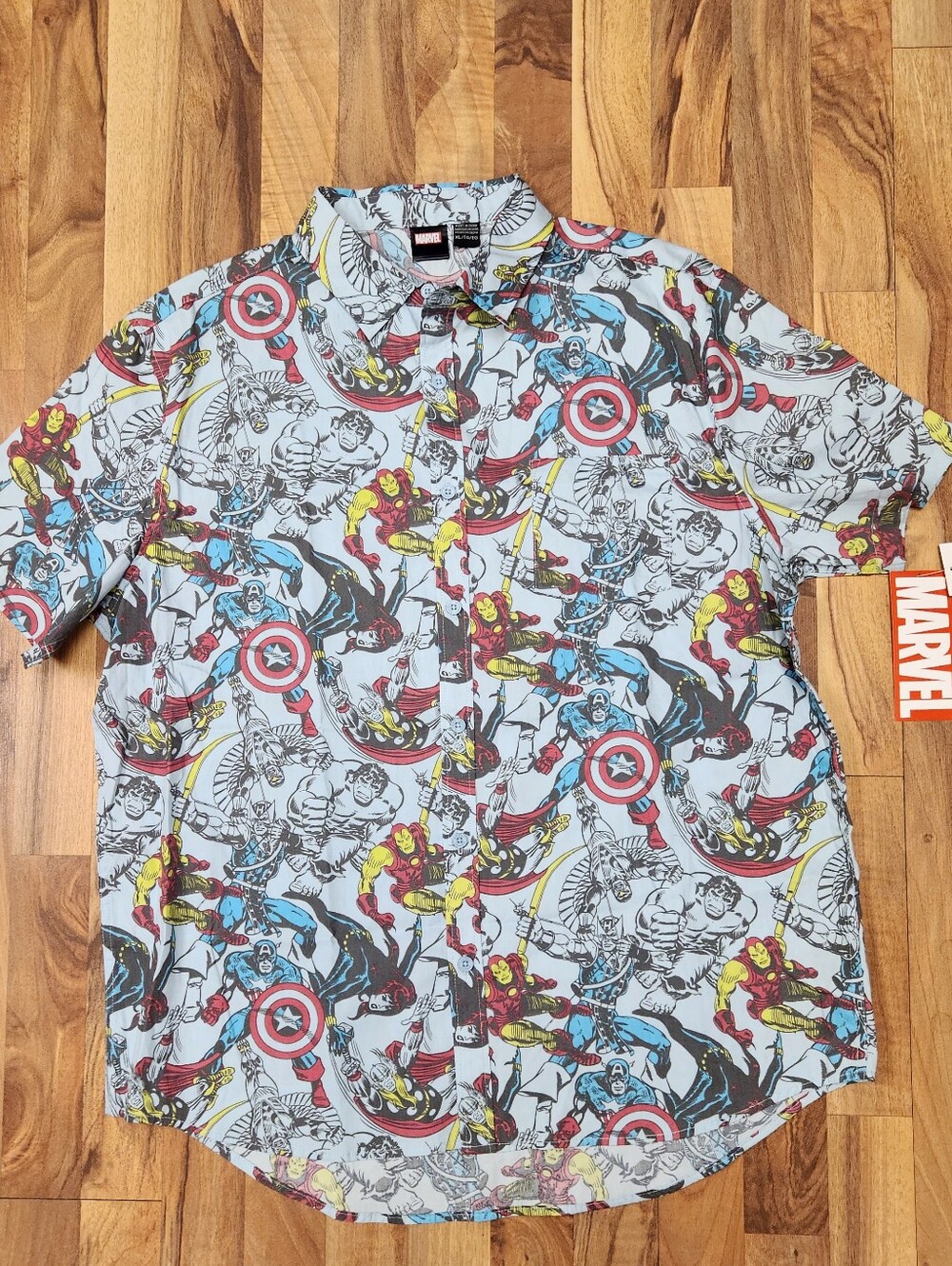 NEW Marvel Men's Light Blue Avengers Short Sleeve Button Up Casual Shirt - XL